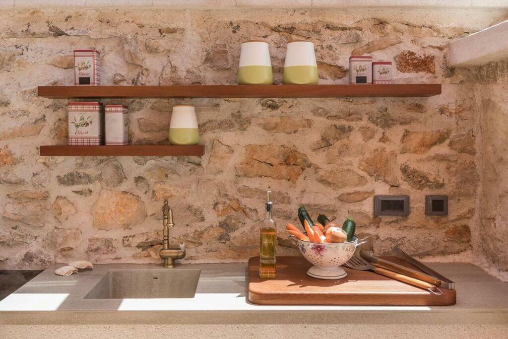Villa Hirundo Rustica 스크라딘 외부 사진