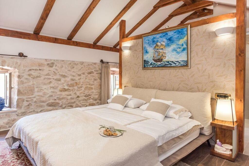 Villa Hirundo Rustica 스크라딘 외부 사진