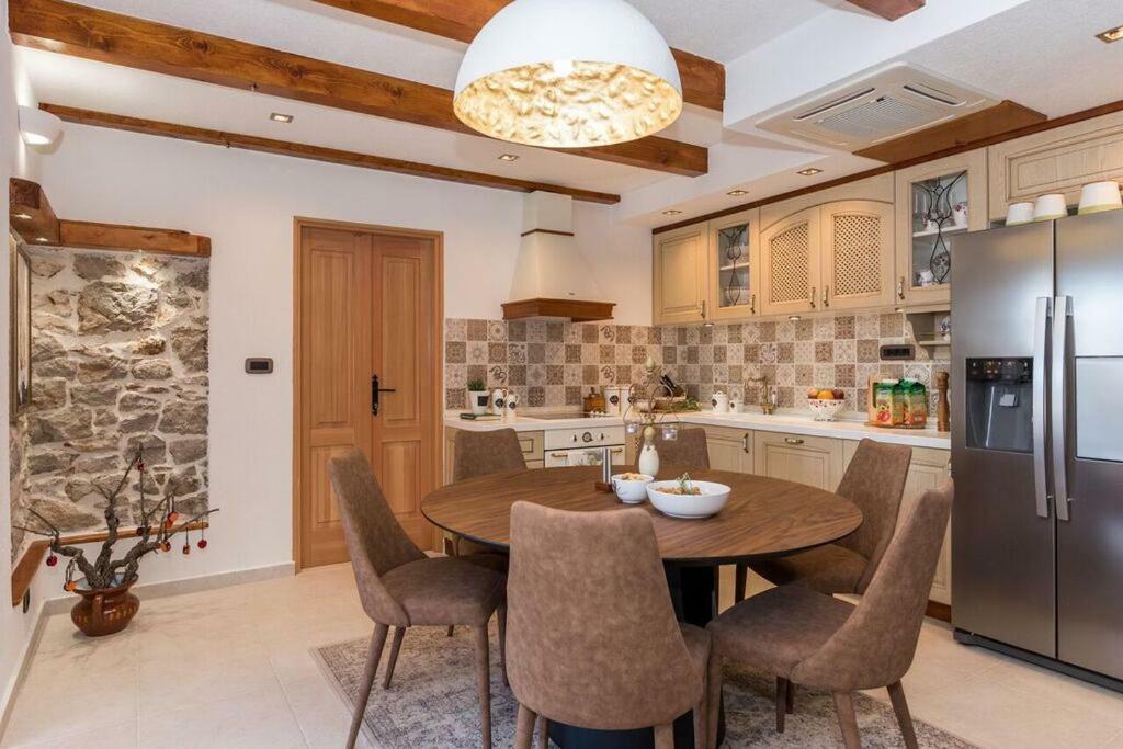 Villa Hirundo Rustica 스크라딘 외부 사진