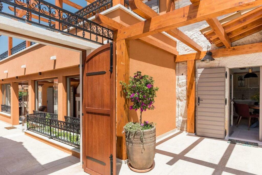 Villa Hirundo Rustica 스크라딘 외부 사진